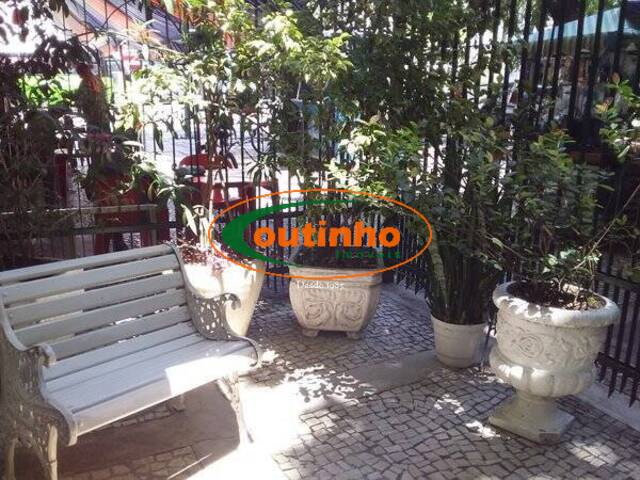 #27762A - Apartamento para Venda em Rio de Janeiro - RJ