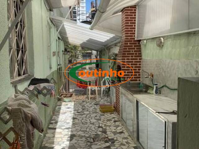 #26081 - Casa Padrão Linear Frente de Rua para Venda em Rio de Janeiro - RJ - 2