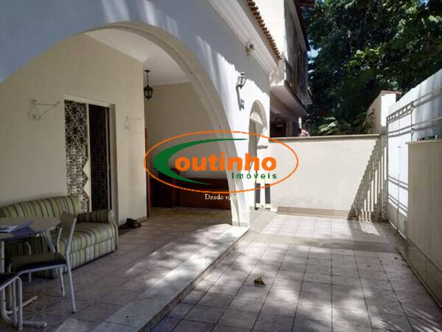 Casa para Venda em Rio de Janeiro - 2