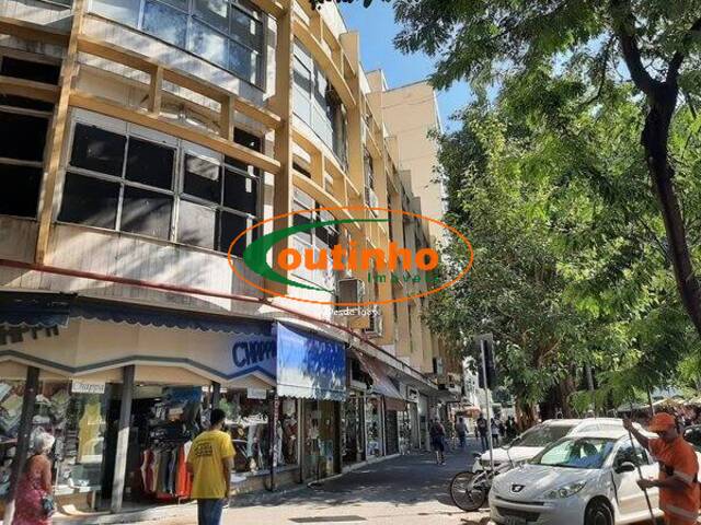 #26796 - Conjunto Comercial / Sala para Venda em Rio de Janeiro - RJ