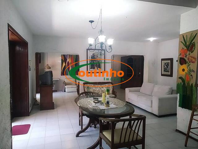 Casa para Venda em Rio de Janeiro - 2
