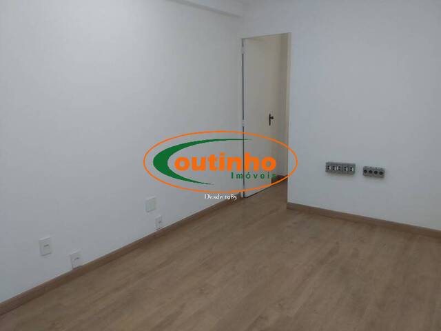 #28577 - Andar/Laje Corporativa para Venda em Rio de Janeiro - RJ - 2