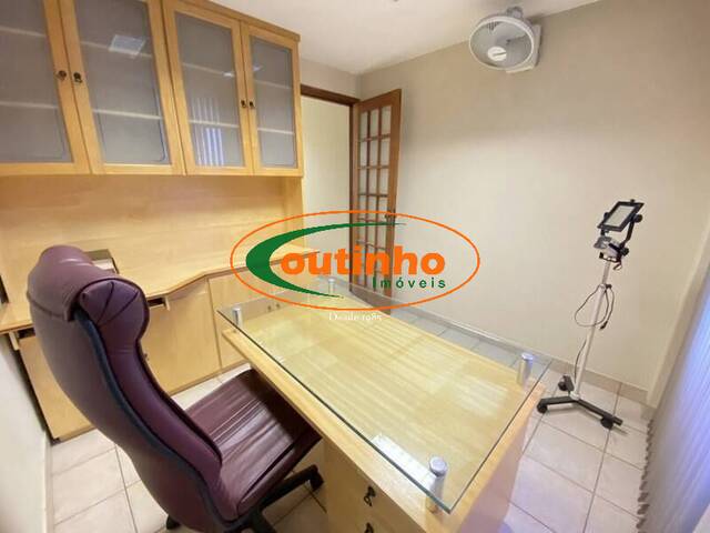 Conjunto Comercial / Sala para Venda em Rio de Janeiro - 2