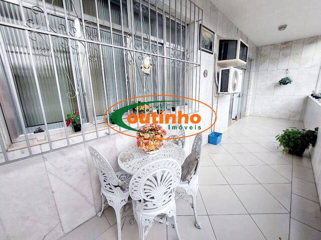 Apartamento para Venda em Rio de Janeiro - 2