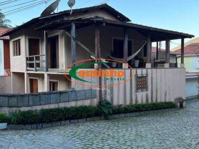 Casa para Venda em Teresópolis - 4