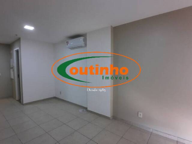 Conjunto Comercial / Sala para Venda em Rio de Janeiro - 2