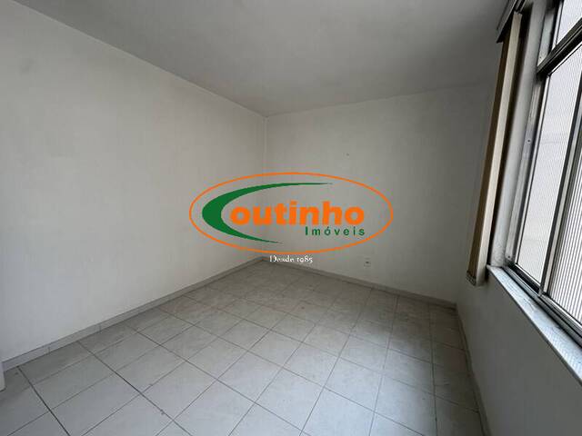 Conjunto Comercial / Sala para Venda em Rio de Janeiro - 2