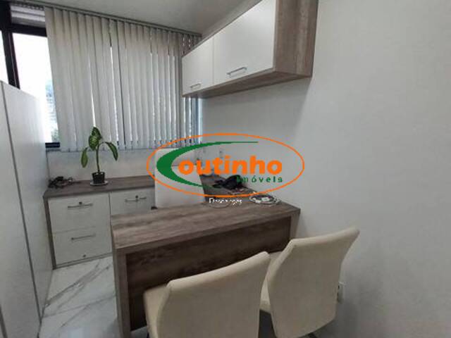 #29988 - Conjunto Comercial / Sala para Venda em Rio de Janeiro - RJ - 2