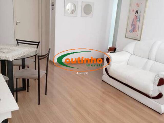 Apartamento para Venda em Rio de Janeiro - 2