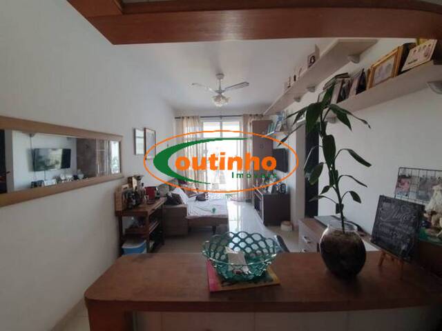 #26198A - Apartamento para Venda em Rio de Janeiro - RJ