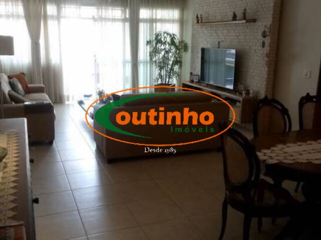 #24556A - Apartamento para Venda em Rio de Janeiro - RJ