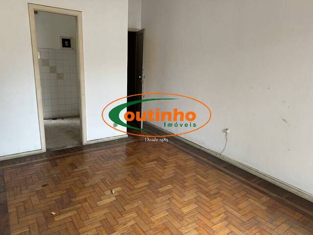 #29391A - Apartamento para Venda em Rio de Janeiro - RJ