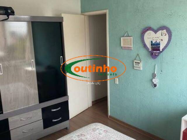 #29487A - Apartamento para Venda em Rio de Janeiro - RJ