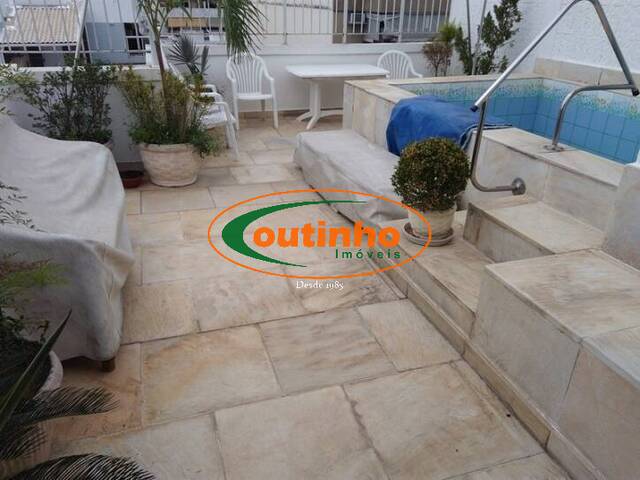 Apartamento para Venda em Rio de Janeiro - 2