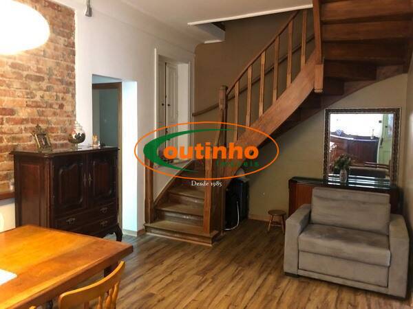 Casa, 4 quartos, 160 m² - Foto 1