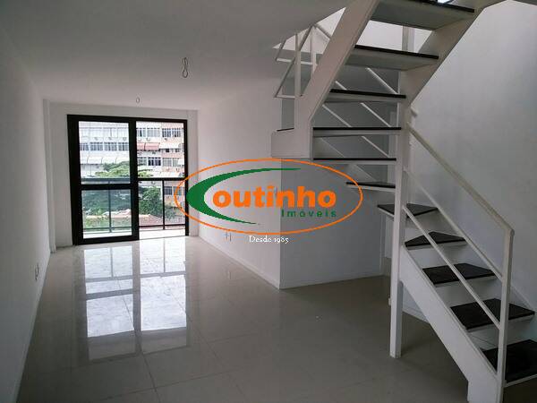 Cobertura à venda com 2 quartos, 145m² - Foto 1
