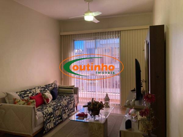 Apartamento à venda com 2 quartos, 85m² - Foto 4