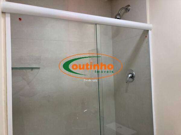 Apartamento à venda com 2 quartos, 85m² - Foto 11