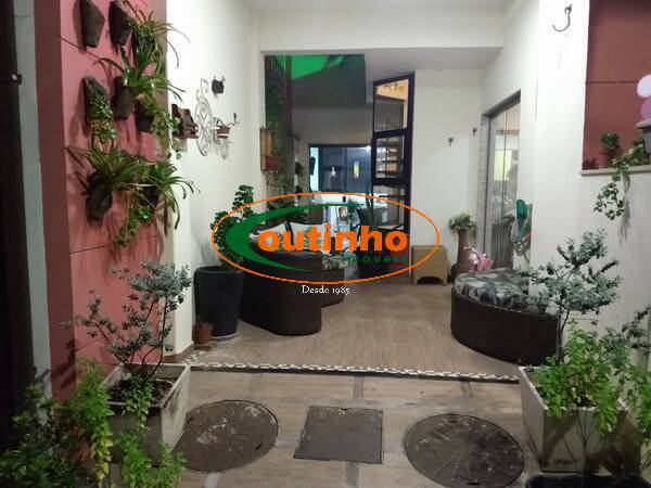 Casa, 4 quartos, 265 m² - Foto 4