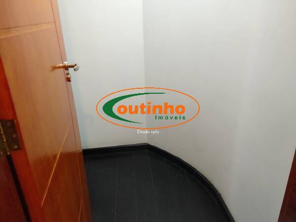 Casa, 4 quartos, 265 m² - Foto 33