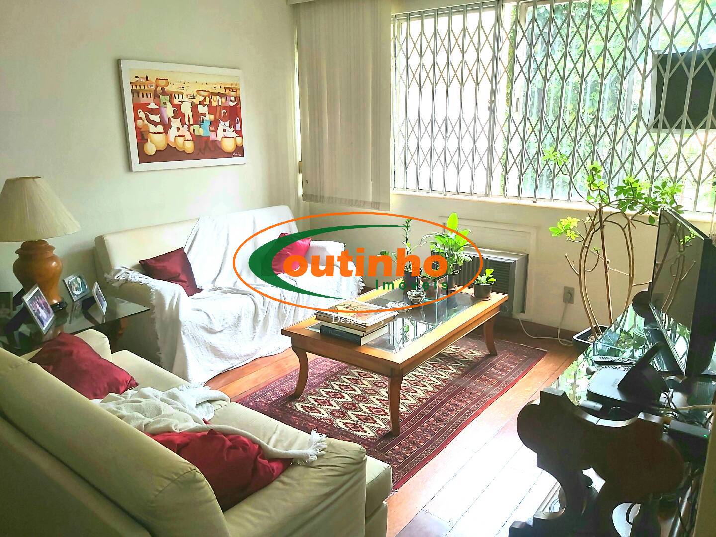 Apartamento à venda com 2 quartos, 87m² - Foto 2