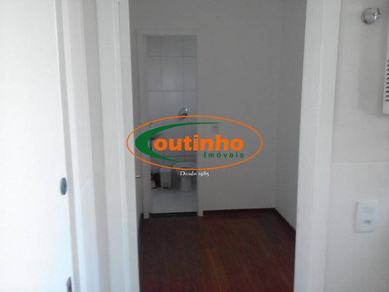 Apartamento à venda com 2 quartos, 80m² - Foto 13