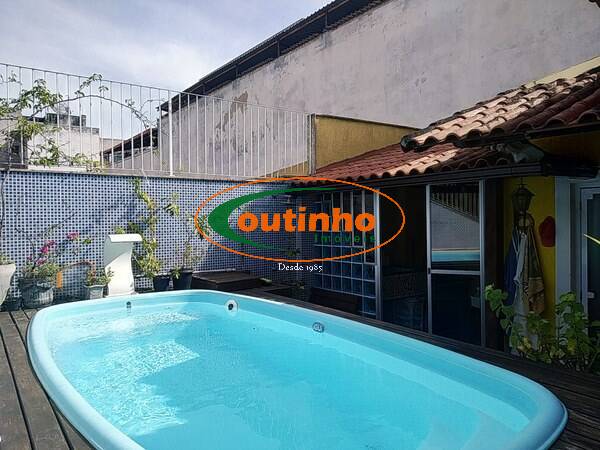 Casa à venda com 3 quartos, 270m² - Foto 6