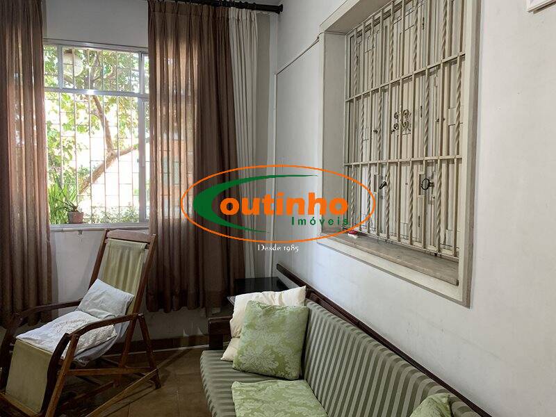 Casa, 4 quartos, 269 m² - Foto 24