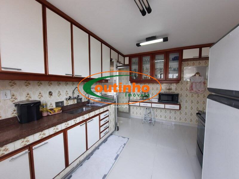 Cobertura à venda com 3 quartos, 362m² - Foto 11