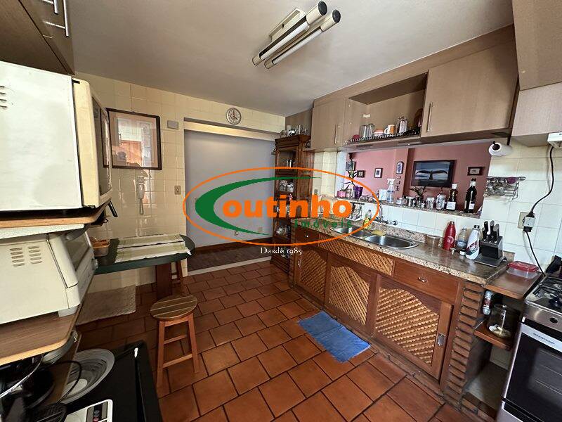 Cobertura, 4 quartos, 238 m² - Foto 17