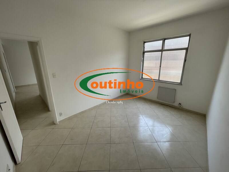 Apartamento à venda com 2 quartos, 65m² - Foto 3