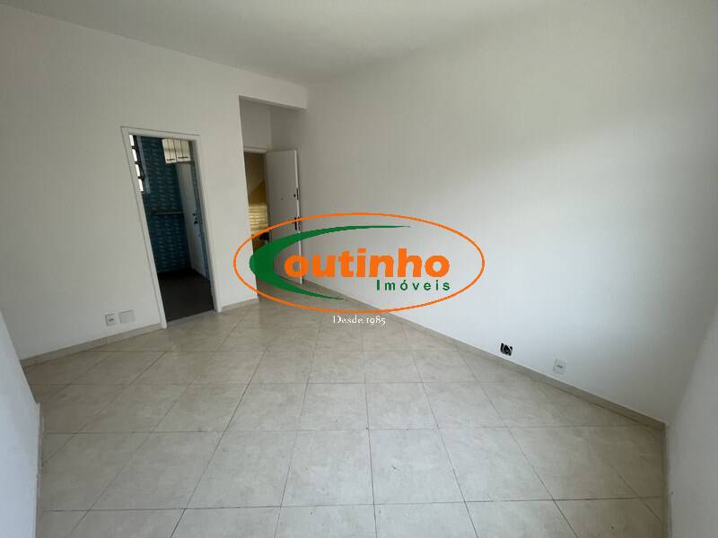 Apartamento à venda com 2 quartos, 65m² - Foto 17