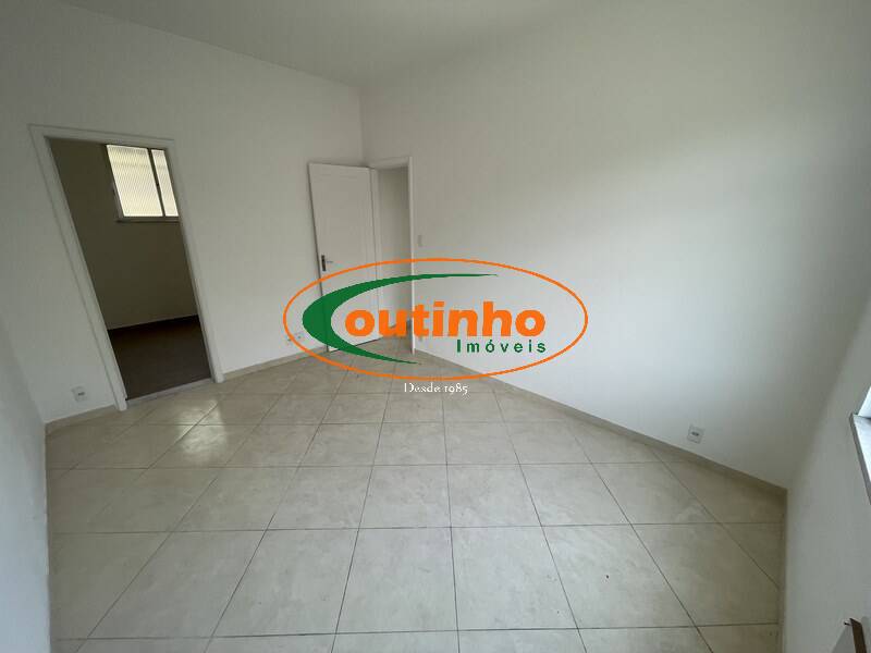 Apartamento à venda com 2 quartos, 65m² - Foto 21