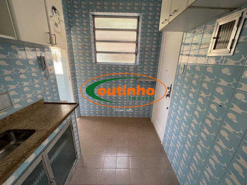 Apartamento à venda com 2 quartos, 65m² - Foto 20