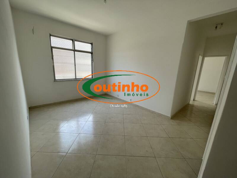 Apartamento à venda com 2 quartos, 65m² - Foto 27
