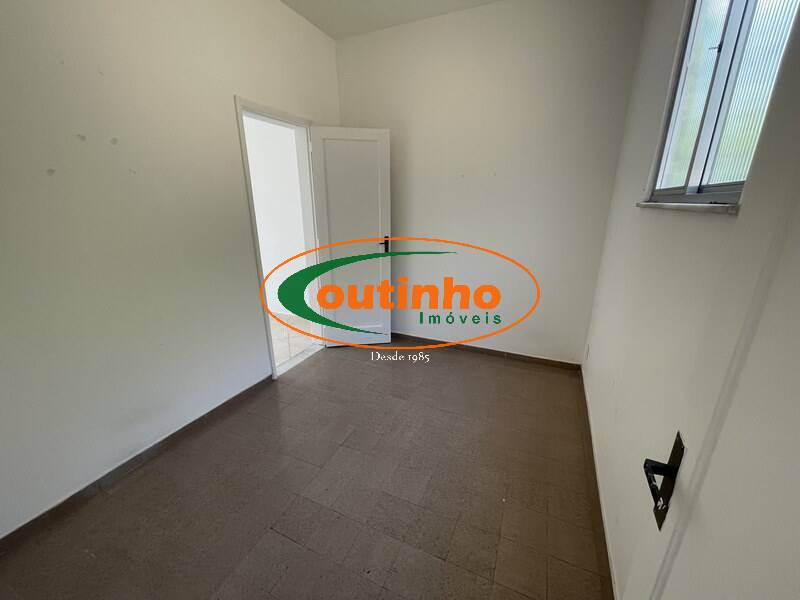 Apartamento à venda com 2 quartos, 65m² - Foto 28