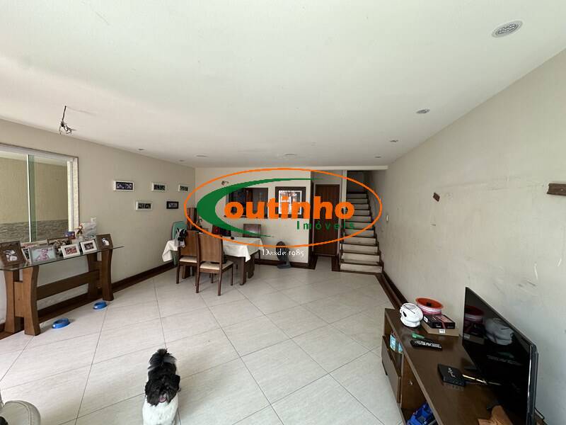 Casa à venda com 3 quartos, 220m² - Foto 6