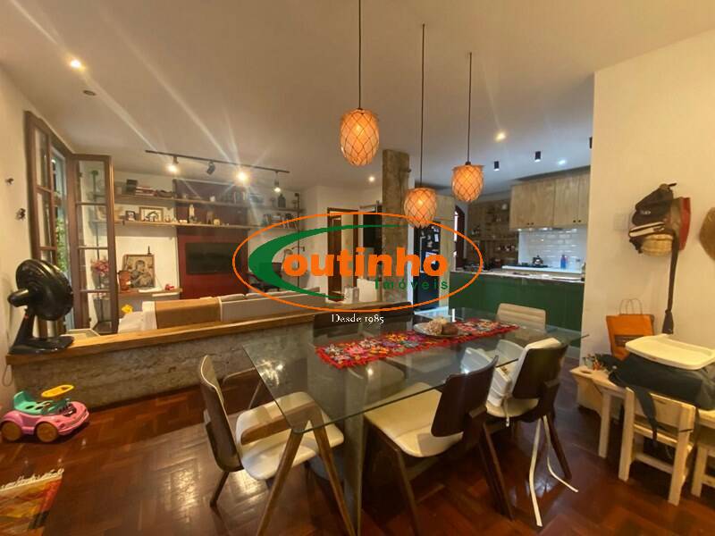 Apartamento à venda com 2 quartos, 83m² - Foto 1