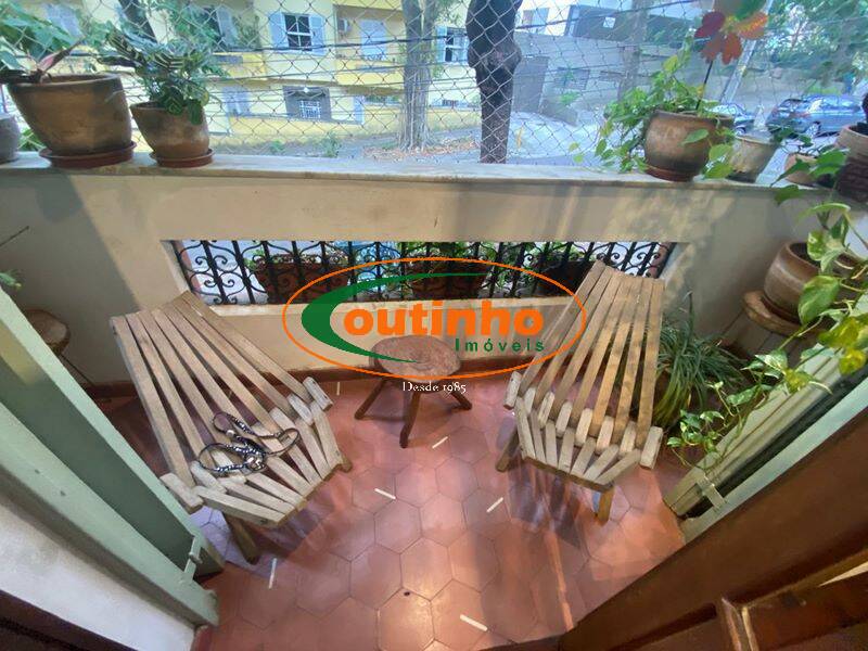 Apartamento à venda com 2 quartos, 83m² - Foto 10