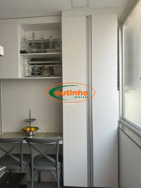 Apartamento à venda com 3 quartos, 93m² - Foto 18