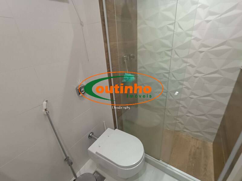 Apartamento à venda com 2 quartos, 69m² - Foto 10