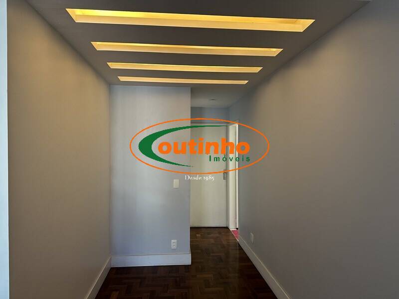 Apartamento à venda com 2 quartos, 74m² - Foto 4