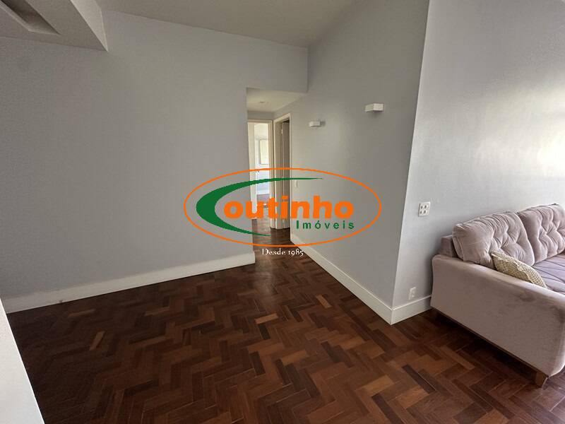 Apartamento à venda com 2 quartos, 74m² - Foto 11