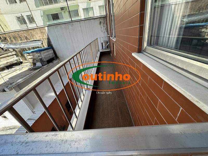 Apartamento à venda com 2 quartos, 74m² - Foto 17