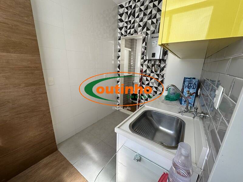 Apartamento à venda com 2 quartos, 74m² - Foto 23