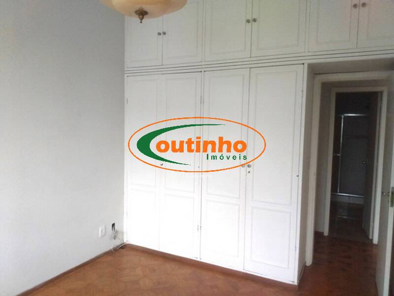 Apartamento à venda com 3 quartos, 116m² - Foto 8