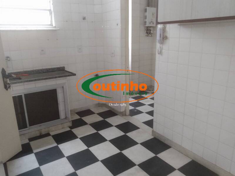 Apartamento à venda com 3 quartos, 116m² - Foto 21