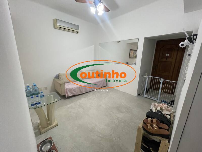 Apartamento à venda com 2 quartos, 50m² - Foto 2