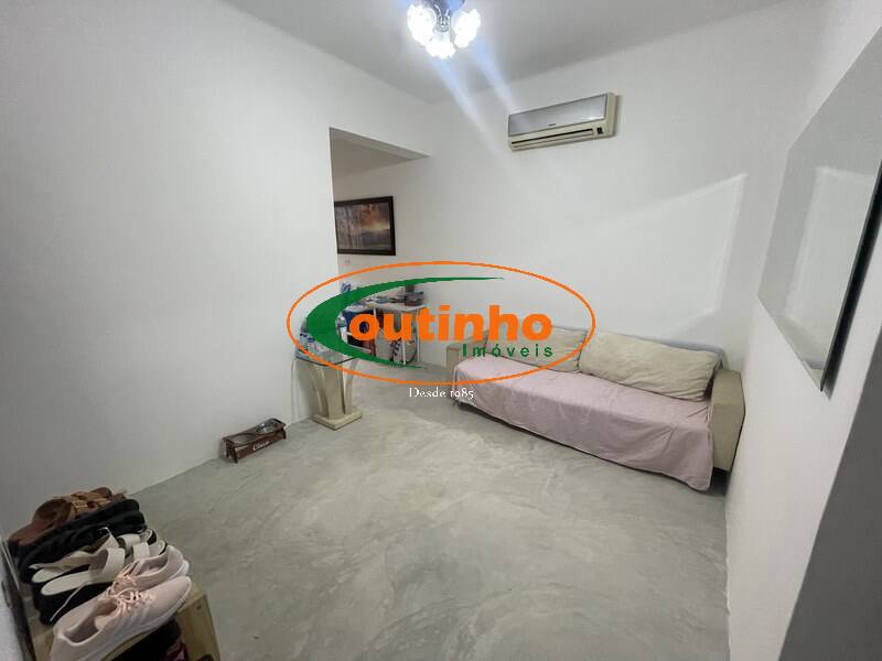 Apartamento à venda com 2 quartos, 50m² - Foto 3