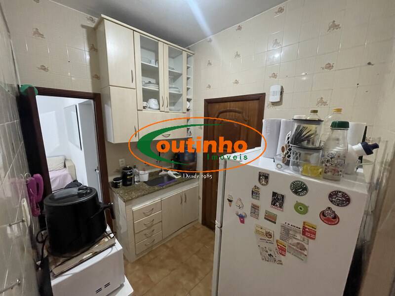 Apartamento à venda com 2 quartos, 50m² - Foto 11